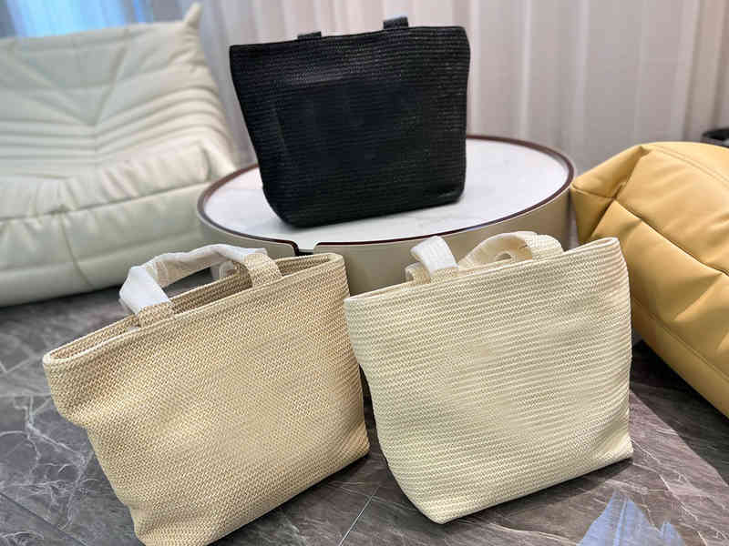 Woven Handbag Ladies Fresh Shoulder Bags Women Purse Rattan Straw Crossbody Beach Travel Basket Gift Bohemia Wallets 220402, White
Woven Handbag Ladies Fresh Shoulder Bags Women Purse Rattan Straw Crossbody Beach Travel Basket Gift Bohemia Wallets 220402, White