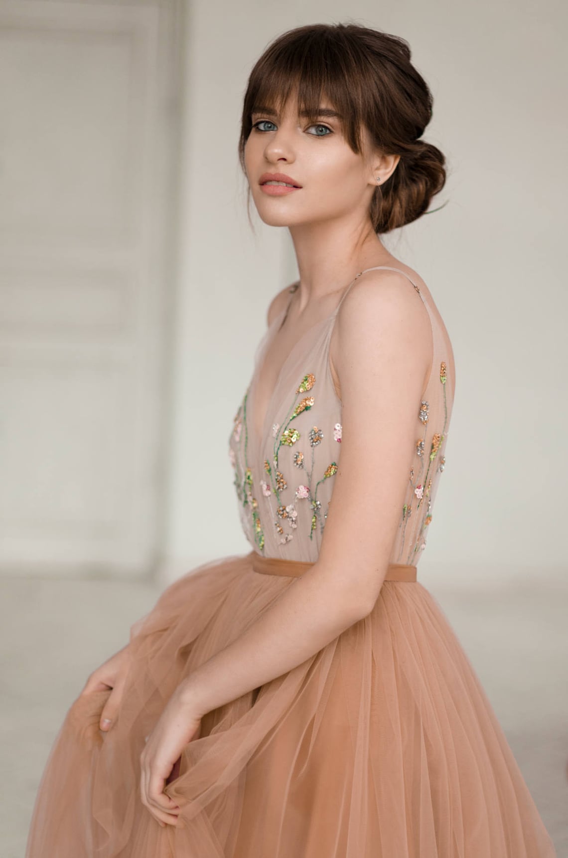 Nude Spaghetti Straps Boho Beach Wedding Dress 2022 Summer Fall Sexy Backless Long Tulle A Line Bridal Gowns Beaded Vintage Country Bride Dresses Cust
