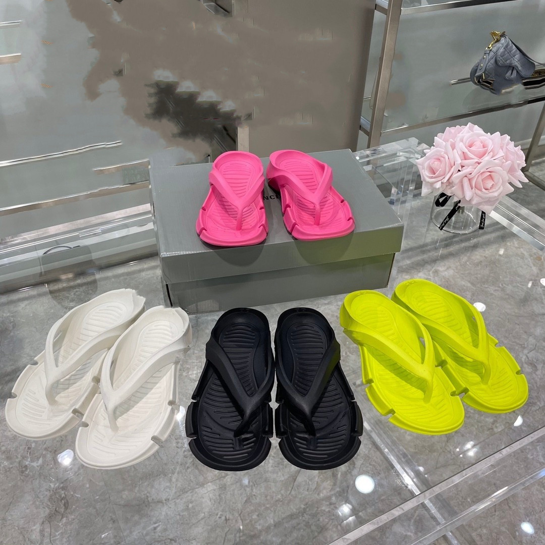 Triple S 3.0 Molded Flip Flops women mens summer outdoor Slippers Beach Pool Slides sports Sandals Mold Thong Rubber Slide Casual Foam pink white black Shoes, Do not choose;other color;contact me
Triple S 3.0 Molded Flip Flops women mens summer outdoor Slippers Beach Pool Slides sports Sandals Mold Thong Rubber Slide Casual Foam pink white black Shoes, Do not choose;other color;contact me