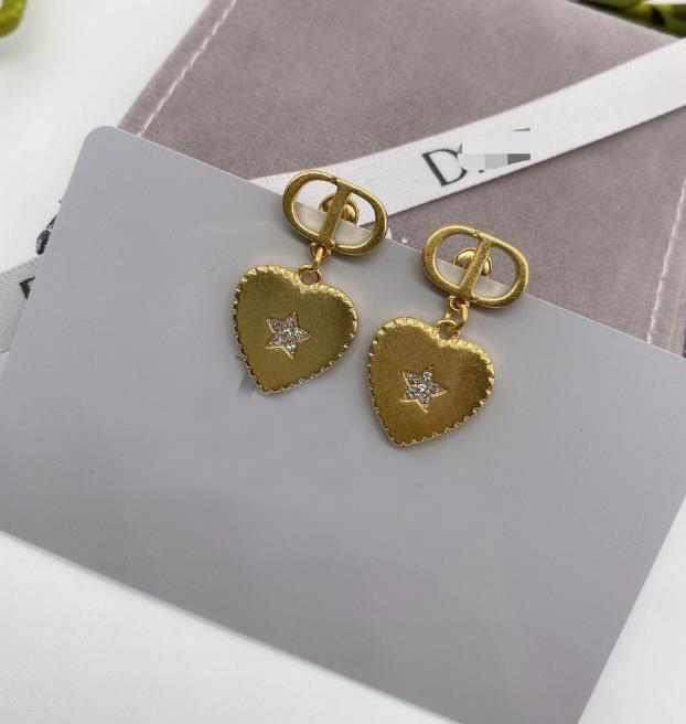 Mixed Simple Plated Letter Stud Brand DesignersSilver Earrings Luxury Geometric Women Crystal Rhinestone Pearl Earring Wedding Party Jewelry
Mixed Simple Plated Letter Stud Brand DesignersSilver Earrings Luxury Geometric Women Crystal Rhinestone Pearl Earring Wedding Party Jewelry