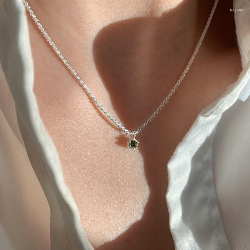 Pendant Necklaces Uilz Exquisite Silver Color Sparkling Clavicle Chain Choker Necklace Green Zircon Crystal Gypsophila For WomenPendant
Pendant Necklaces Uilz Exquisite Silver Color Sparkling Clavicle Chain Choker Necklace Green Zircon Crystal Gypsophila For WomenPendant