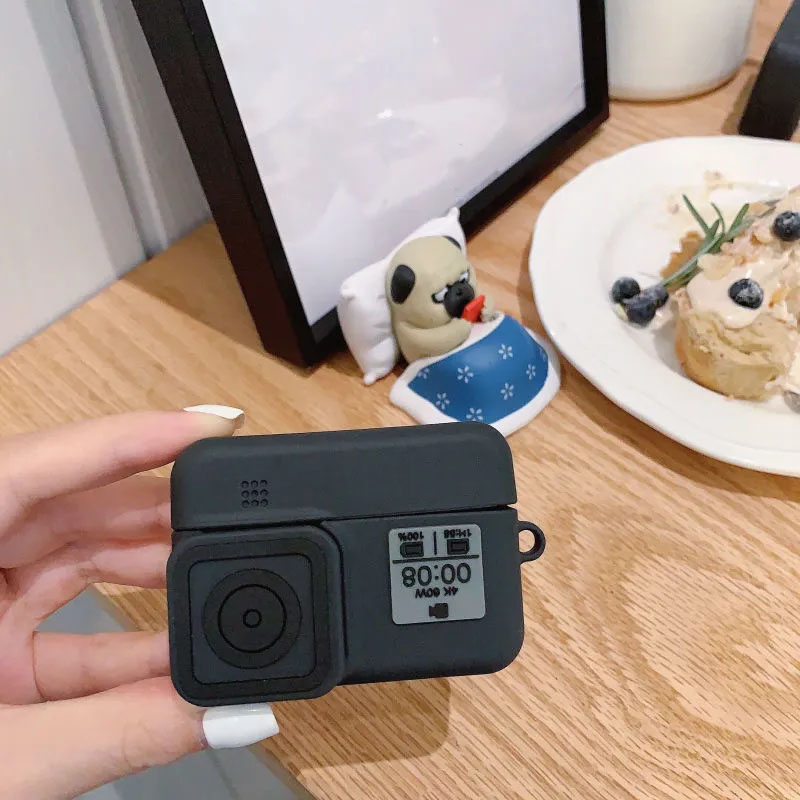 Luxurys designers AirPods pro 12/3 cases headphone cushions AirPod case Digital Cameras modeling wireless bluetooth earphones quality protection cover very good
Luxurys designers AirPods pro 12/3 cases headphone cushions AirPod case Digital Cameras modeling wireless bluetooth earphones quality protection cover very good