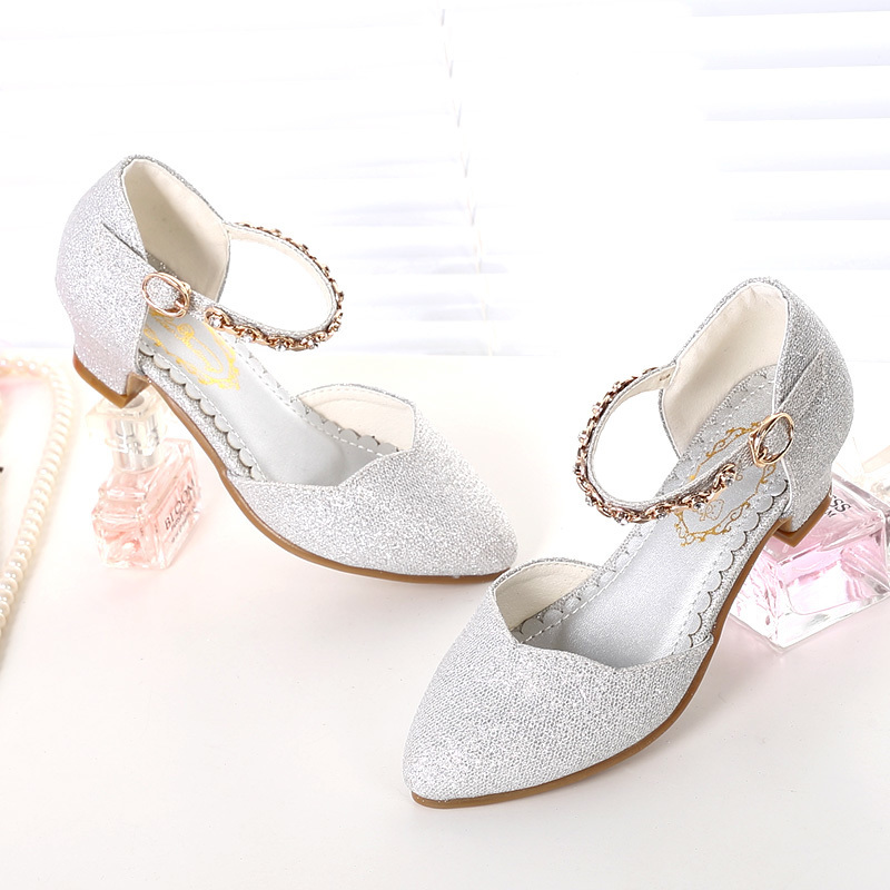 Excellent Princess Girls Sandals Kids Shoes for Dress Little High Heel Fashion Glitter Party Dance Wedding Sandal 220420, Silver
Excellent Princess Girls Sandals Kids Shoes for Dress Little High Heel Fashion Glitter Party Dance Wedding Sandal 220420, Silver