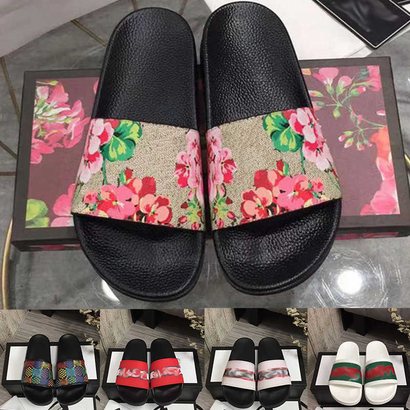 2022 Designer Slides shoes men women slippers Leather Rubber Flats snake print Sandals fashion luxury brand Summer Beach slide, #15
2022 Designer Slides shoes men women slippers Leather Rubber Flats snake print Sandals fashion luxury brand Summer Beach slide, #15