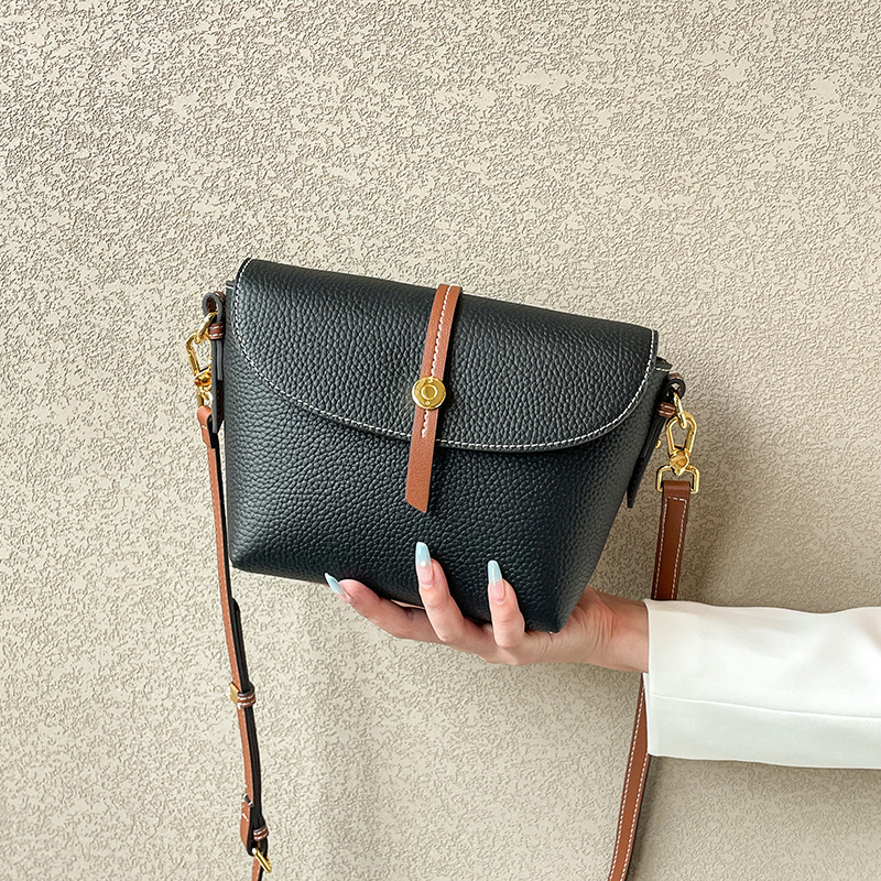 Women Shopping Shoulder Bags Fashion casual Womens Bag Handbag Totes High-capacity High quality Genuine Leather Oxford Large volume wholesale Small Black Blue 2614, White
Women Shopping Shoulder Bags Fashion casual Womens Bag Handbag Totes High-capacity High quality Genuine Leather Oxford Large volume wholesale Small Black Blue 2614, White