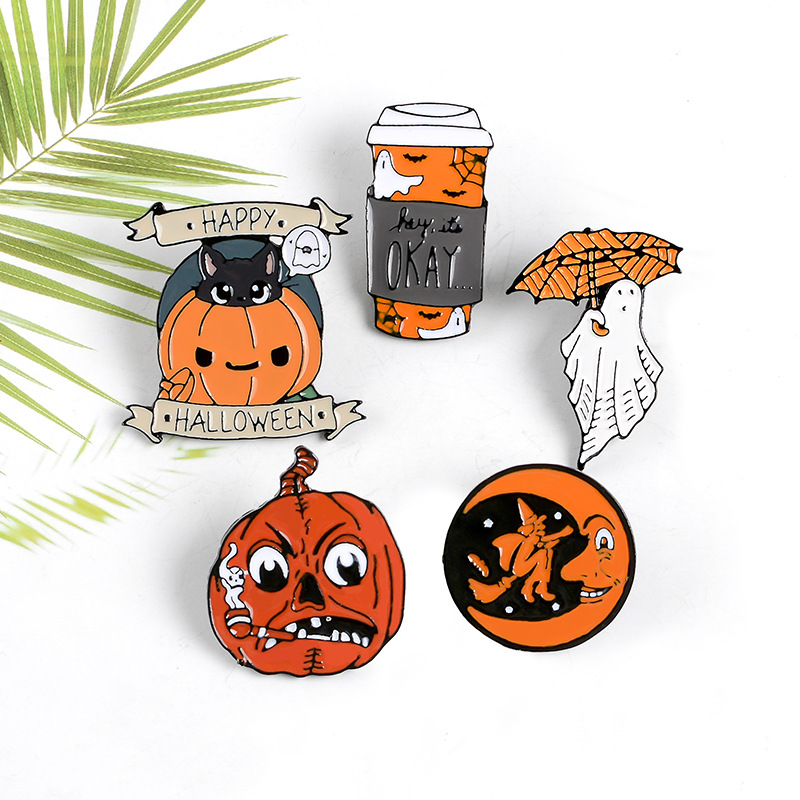 Brooches Happy Halloween Enamel Pin Custom Coffee Moon Ghost Pumpkin Umbrella Brooches Backpack Clothes Lapel Pin Fun Badge Jewelry Gift 1420 D3 
Brooches Happy Halloween Enamel Pin Custom Coffee Moon Ghost Pumpkin Umbrella Brooches Backpack Clothes Lapel Pin Fun Badge Jewelry Gift 1420 D3