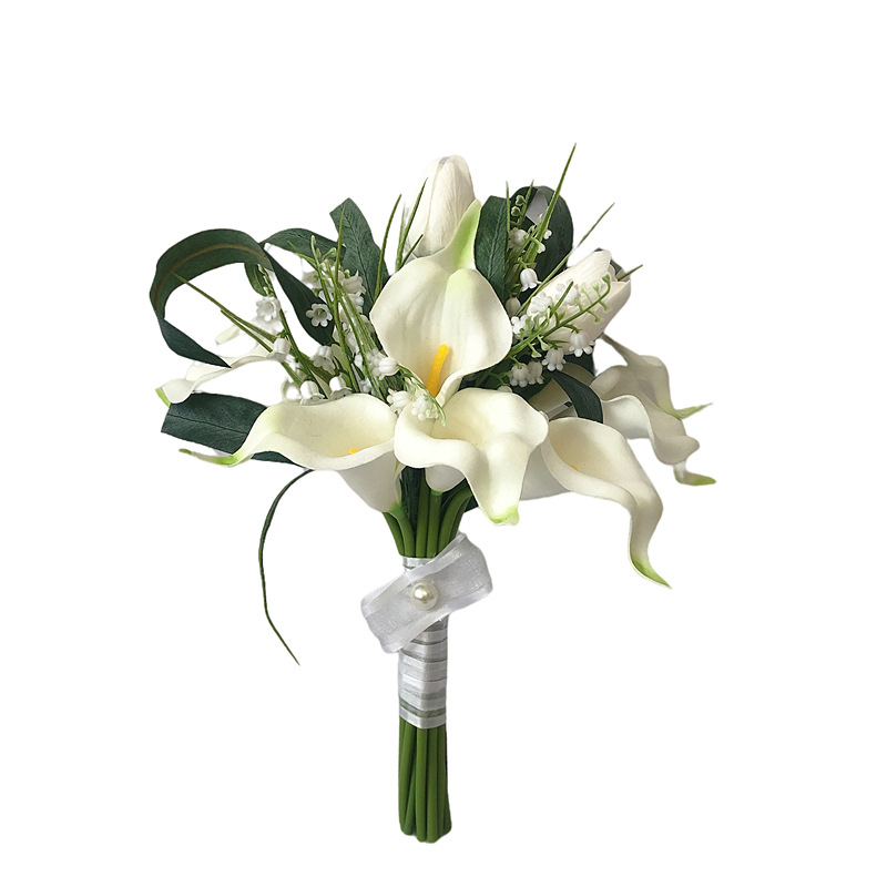 Wedding photography props simulation hand holding flowers Sen Department big bunch bride holding flowers calla lily creative bouquet new