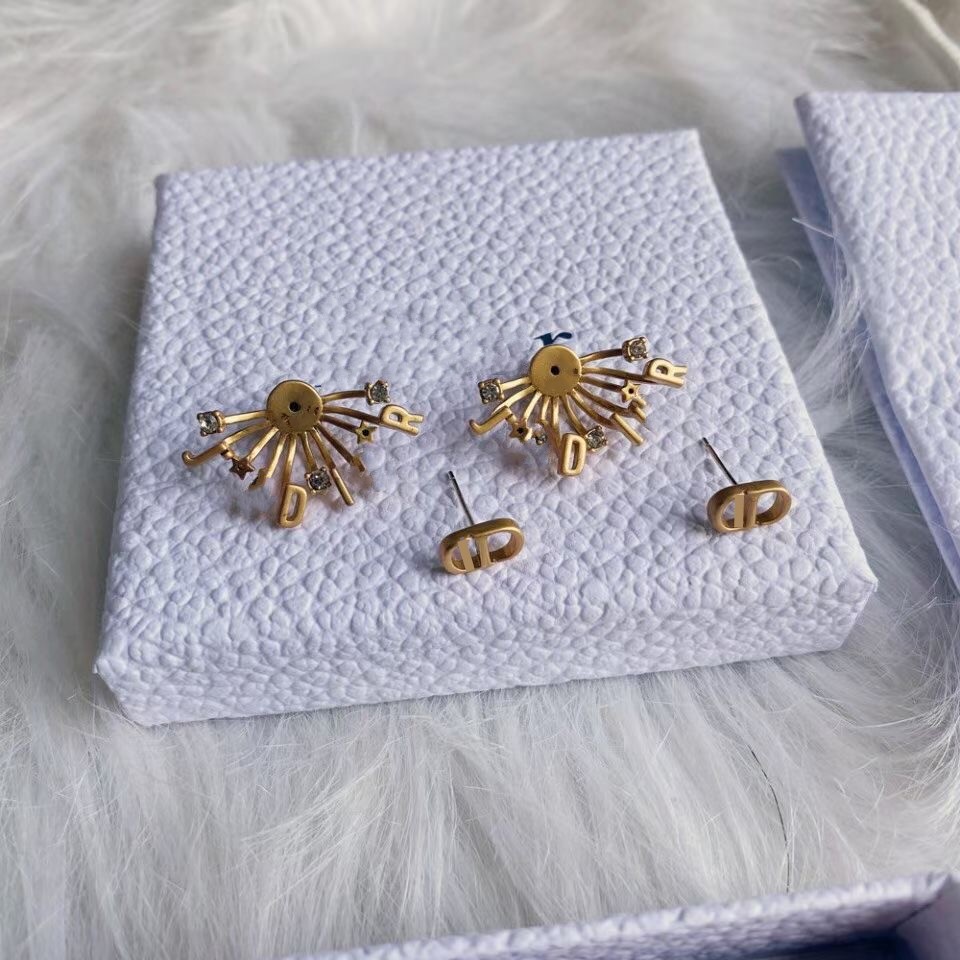 S925 stamp silver pin Needle Vintage deluxe Unique large dangle diamond letter pearl drop earrings girl women gold brass love wedding charm earring never fade
S925 stamp silver pin Needle Vintage deluxe Unique large dangle diamond letter pearl drop earrings girl women gold brass love wedding charm earring never fade
