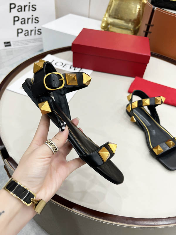 2022 Women Sandals Slippers indoor ROMAN STUD FLAT CALFSKIN Ankle Strap Casual Sexy Sandal Summer Designer Luxury Fashion Ladies Beach Flat Flip Flops, Custom
2022 Women Sandals Slippers indoor ROMAN STUD FLAT CALFSKIN Ankle Strap Casual Sexy Sandal Summer Designer Luxury Fashion Ladies Beach Flat Flip Flops, Custom