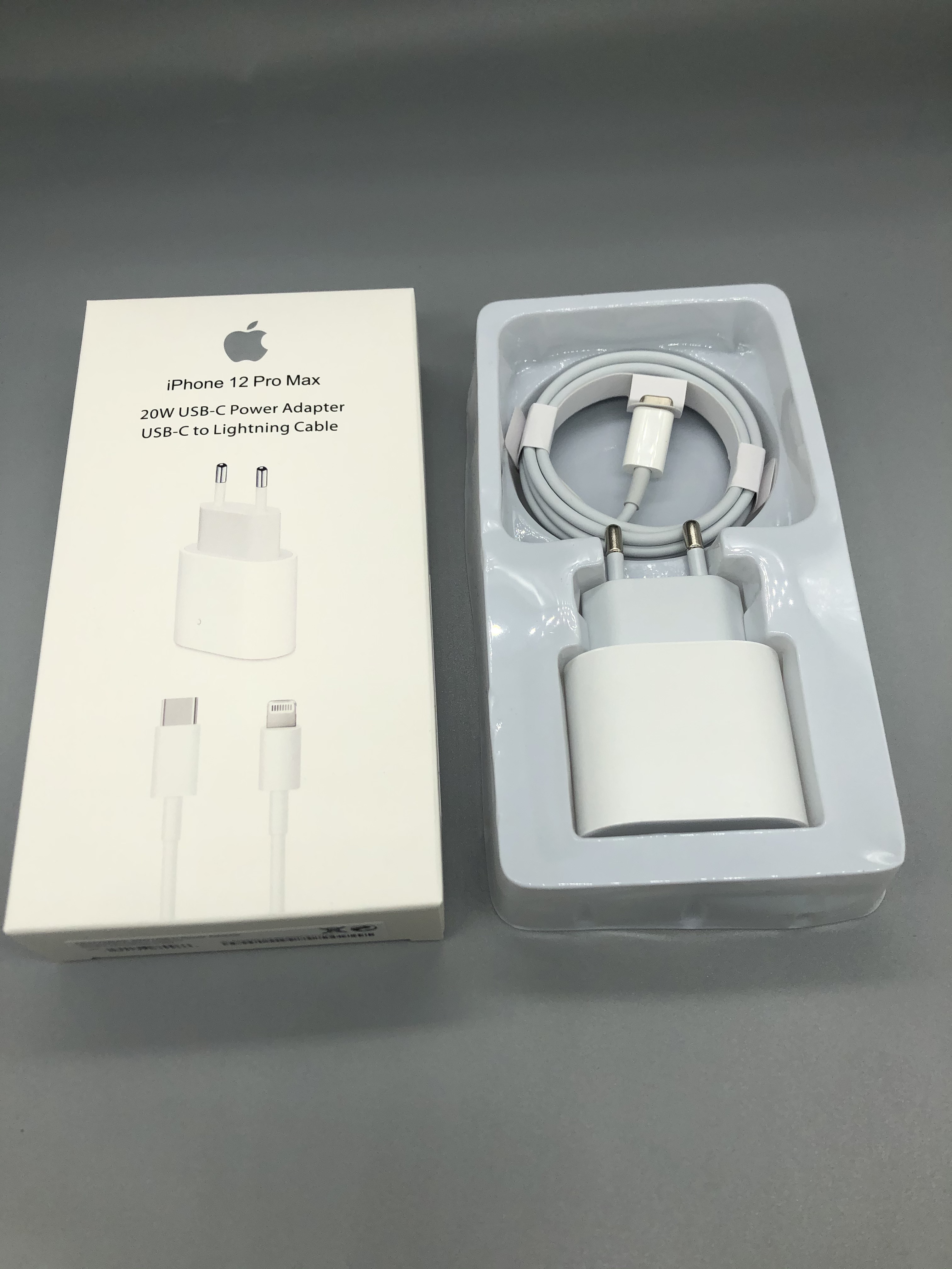 2 in 1 set 20W PD Type c Wall Quick Charger USB-C Power Adapter and type-c cable for iPhone 11 12 Pro Max Super fast charging
2 in 1 set 20W PD Type c Wall Quick Charger USB-C Power Adapter and type-c cable for iPhone 11 12 Pro Max Super fast charging