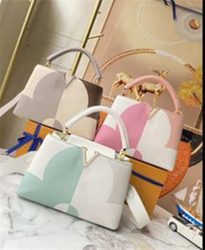 Designer totes bags Capucines BB handbags women Shoulder crossbody bag Monograms Genuine Leather Luxurys VUTTONS Purse pocket Satchels 31cm/27cm M59670 M59699, 2#27*18*9cm
Designer totes bags Capucines BB handbags women Shoulder crossbody bag Monograms Genuine Leather Luxurys VUTTONS Purse pocket Satchels 31cm/27cm M59670 M59699, 2#27*18*9cm