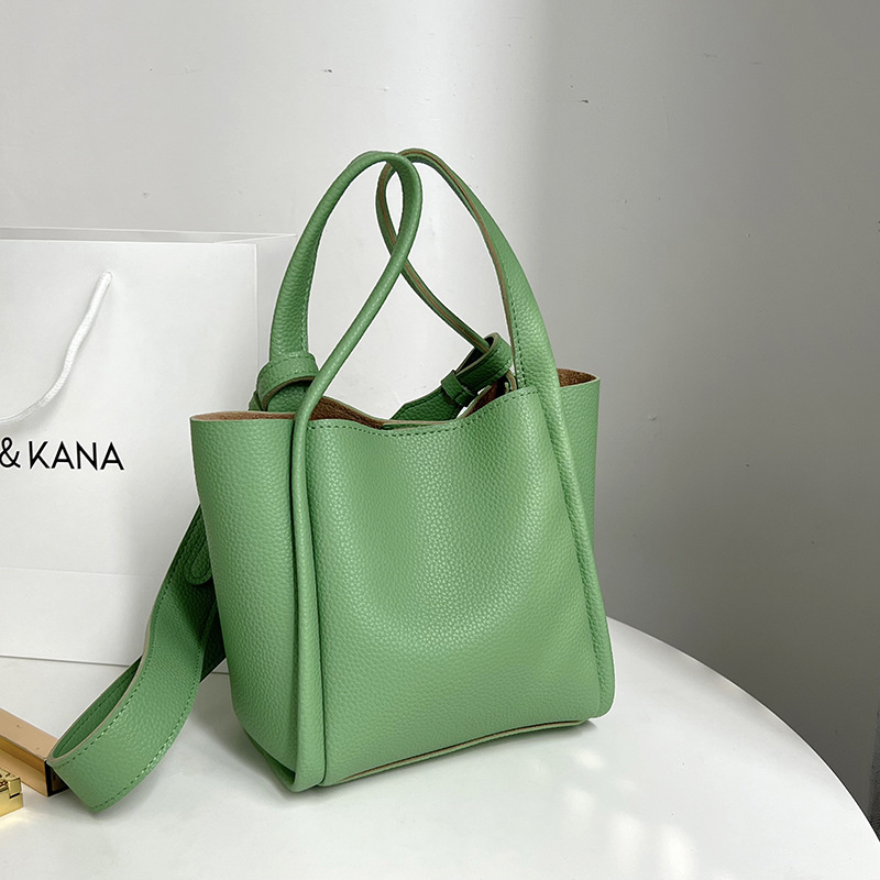 chain bag luxury designer bags Bags leather handbag shoulder crossbody package evening bages tote leather chain packages, Red
chain bag luxury designer bags Bags leather handbag shoulder crossbody package evening bages tote leather chain packages, Red