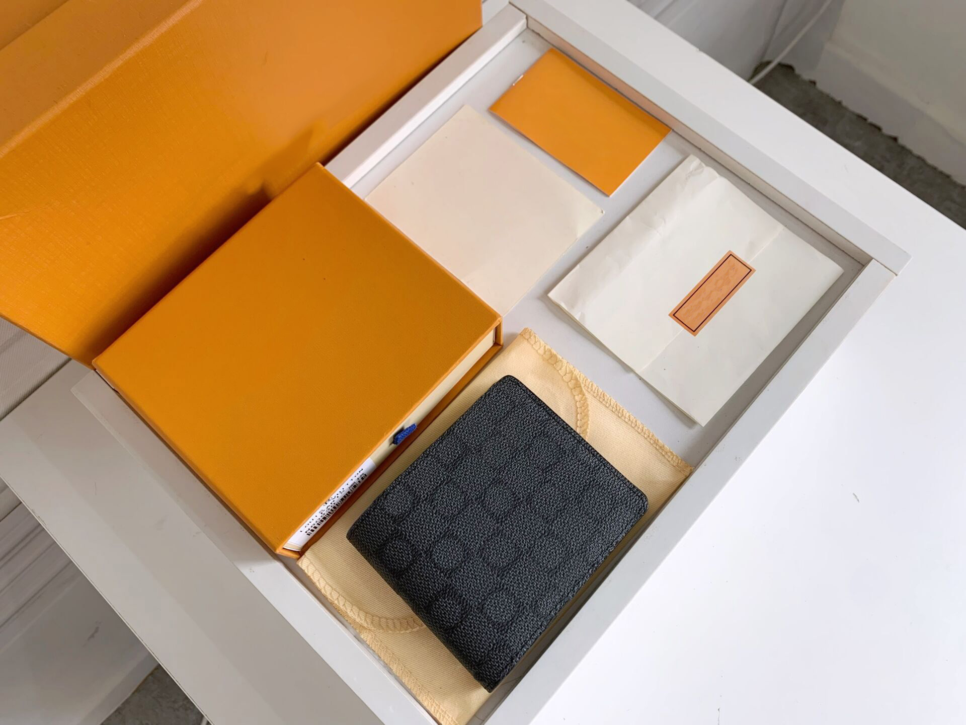 Luxury Wallets High Quality Designer Card Holders Wallets Coin Purses Beautiful and Atmospheric High Quality Bags 60930
