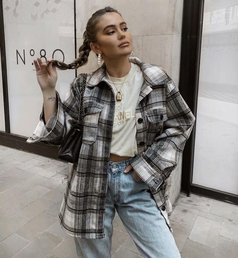 Women' Jackets Women Autumn Classic Plaid Shirt Style Coat Long Sleeve Lapel Button Down Jacket Comfort Casual Loose Wild Streetwear Coat1
Women' Jackets Women Autumn Classic Plaid Shirt Style Coat Long Sleeve Lapel Button Down Jacket Comfort Casual Loose Wild Streetwear Coat1