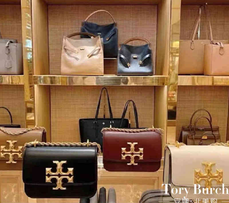 Torys Burchs Handbag The United States buys the womens bag cowhide flip show Single Shoulder Messenger chain organ, New color blocking blue small leather sh
Torys Burchs Handbag The United States buys the womens bag cowhide flip show Single Shoulder Messenger chain organ, New color blocking blue small leather sh