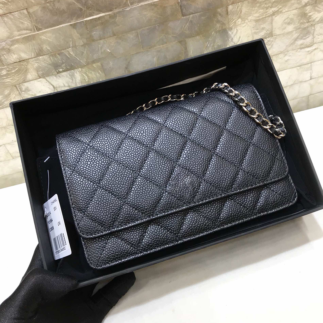 Asidun classic geunine leather caviar leather women's wallet on the chain fashion WOC for women, Black gold
Asidun classic geunine leather caviar leather women's wallet on the chain fashion WOC for women, Black gold