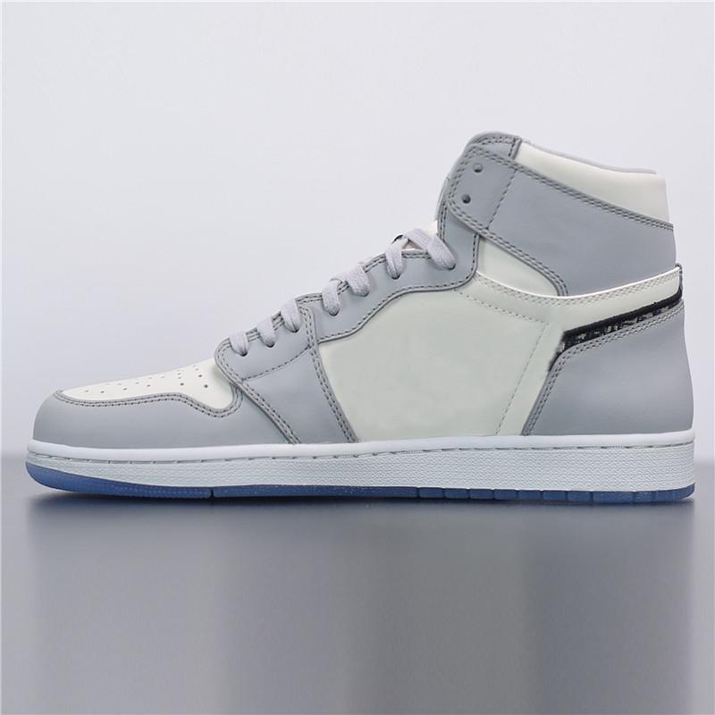 Jumpman 1 Basketball Shoes Light Smoke Grey Obsidian UNC White to Chicago Trainers Men Women Sneakers, Color 8
Jumpman 1 Basketball Shoes Light Smoke Grey Obsidian UNC White to Chicago Trainers Men Women Sneakers, Color 8