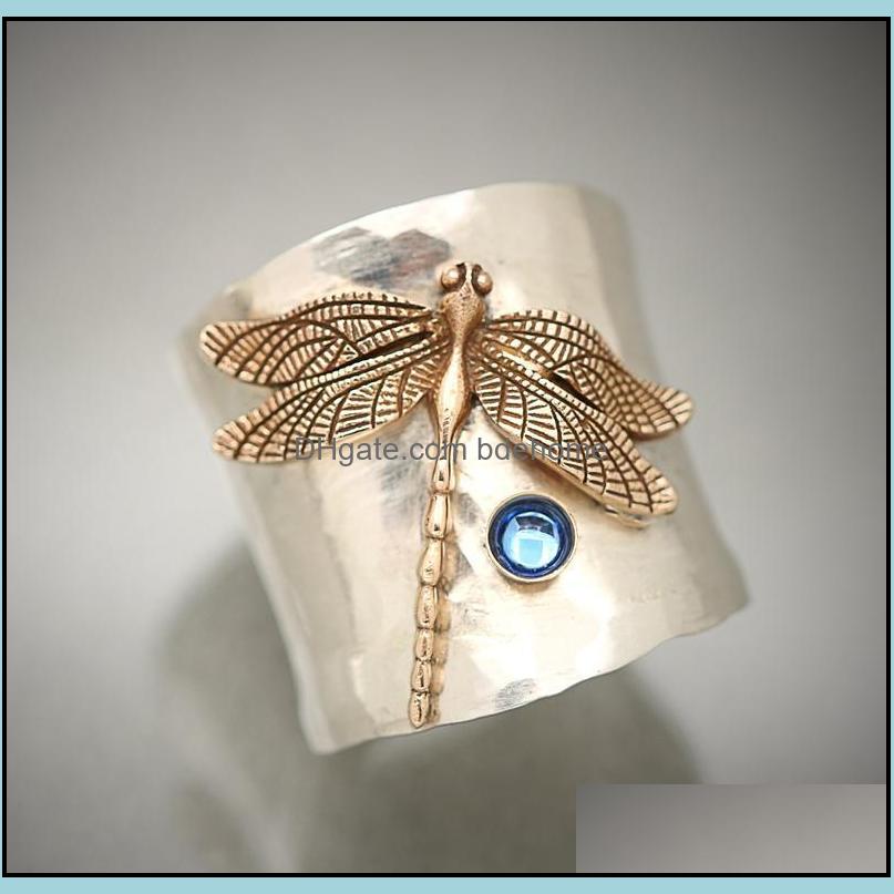 Cluster Rings Vintage Carved Gold Dragonfly Ring Exaggerated Round Tube Bee Bird Magpie Wedding Party Female Cute Animal Jewe Bdehome Dhrky
Cluster Rings Vintage Carved Gold Dragonfly Ring Exaggerated Round Tube Bee Bird Magpie Wedding Party Female Cute Animal Jewe Bdehome Dhrky