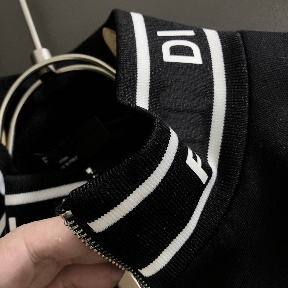 Designers New Mens Tracksuits Fashion Brand Men Suit Spring Autumn Men's Two-Piece Sportswear Casual Style Suits, White
Designers New Mens Tracksuits Fashion Brand Men Suit Spring Autumn Men's Two-Piece Sportswear Casual Style Suits, White