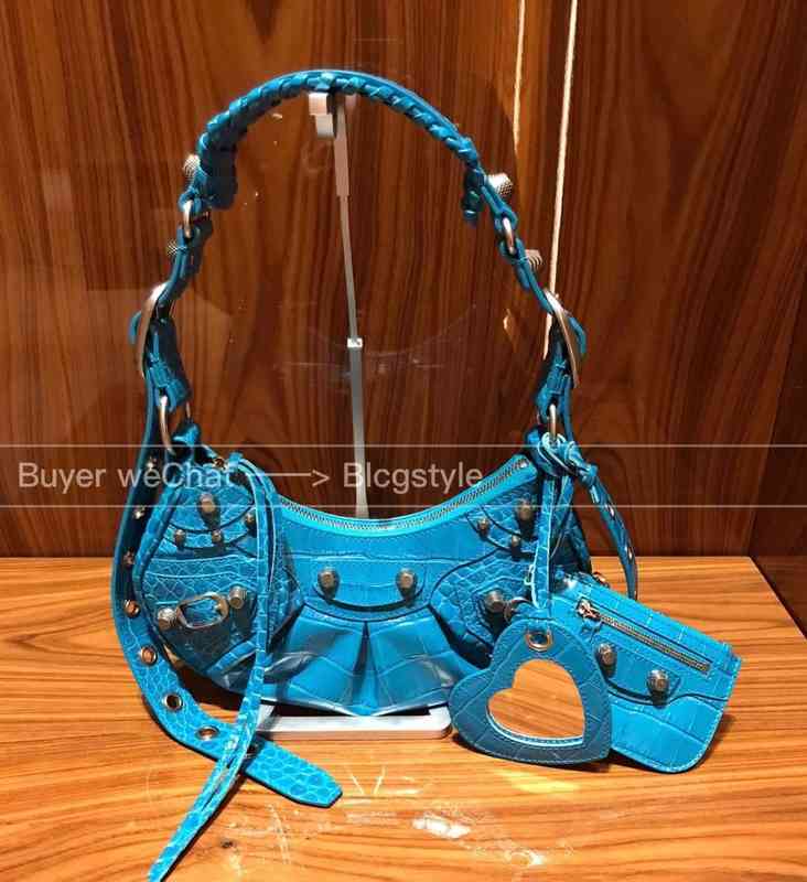 Balencaigabag Designers Handbag Lecagolexs Underarm Locomotive Bag Messenger Single Shoulder Diagonal Span, Yellow
Balencaigabag Designers Handbag Lecagolexs Underarm Locomotive Bag Messenger Single Shoulder Diagonal Span, Yellow