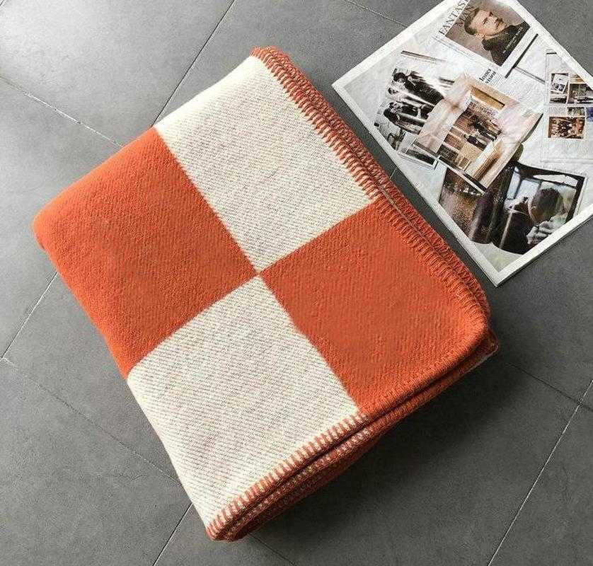 Pillow Letter and Cashmere Blanket Cases Crochet Soft Wool Plaid Sofa Fleece Knitted Blankets Covers