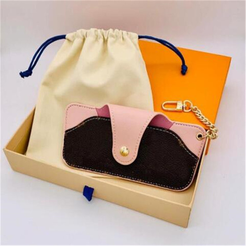 Designer Sunglasses Case Brand Letter Flower Unisex Fashion Luxury Sunglass Box Packing PU Leather Glasses Bag Eyewear Accessories
Designer Sunglasses Case Brand Letter Flower Unisex Fashion Luxury Sunglass Box Packing PU Leather Glasses Bag Eyewear Accessories