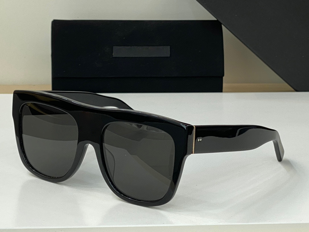 Womens Sunglasses For Women Men Sun Glasses Mens Signature 6866 Fashion Style Protects Eyes UV400 Lens Top Quality With Random Box
Womens Sunglasses For Women Men Sun Glasses Mens Signature 6866 Fashion Style Protects Eyes UV400 Lens Top Quality With Random Box