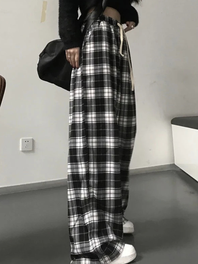 HOUZHOU Harajuku Oversize Plaid Pant Korean Fashion Black White Checked Trousers For Female Fall Wide Leg Sweatpants 220325