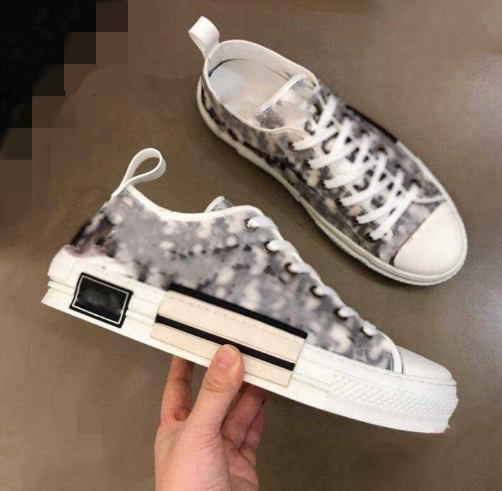 2022 new sneaker breathable mesh high top shoes men's shoes embroidered soft soles comfortable shoes Korean lovers women's shoe MKJJ0007
2022 new sneaker breathable mesh high top shoes men's shoes embroidered soft soles comfortable shoes Korean lovers women's shoe MKJJ0007