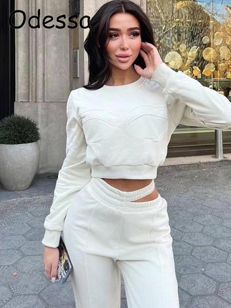 Odessa Autumn Solid Two Piece Set Women's Outfits Fashion O Neck Long Sleeve Crop TopsHollow Out Casual Pants Suits Sporty Suit 220817