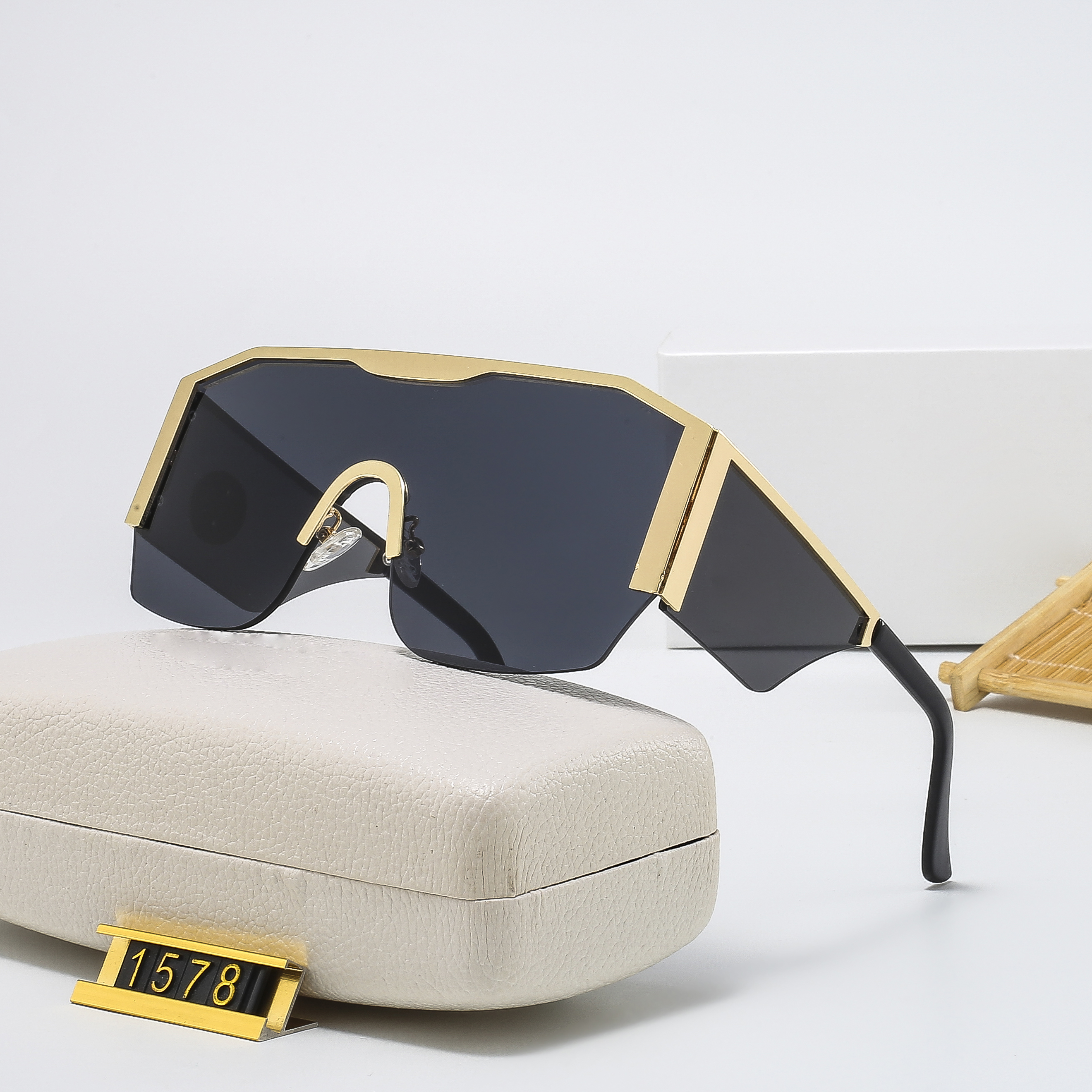 Designer Sunglasses Semi-Rimless Sunglasses Fashion High Quality Polarized Men's Women's Glasses with Case
Designer Sunglasses Semi-Rimless Sunglasses Fashion High Quality Polarized Men's Women's Glasses with Case