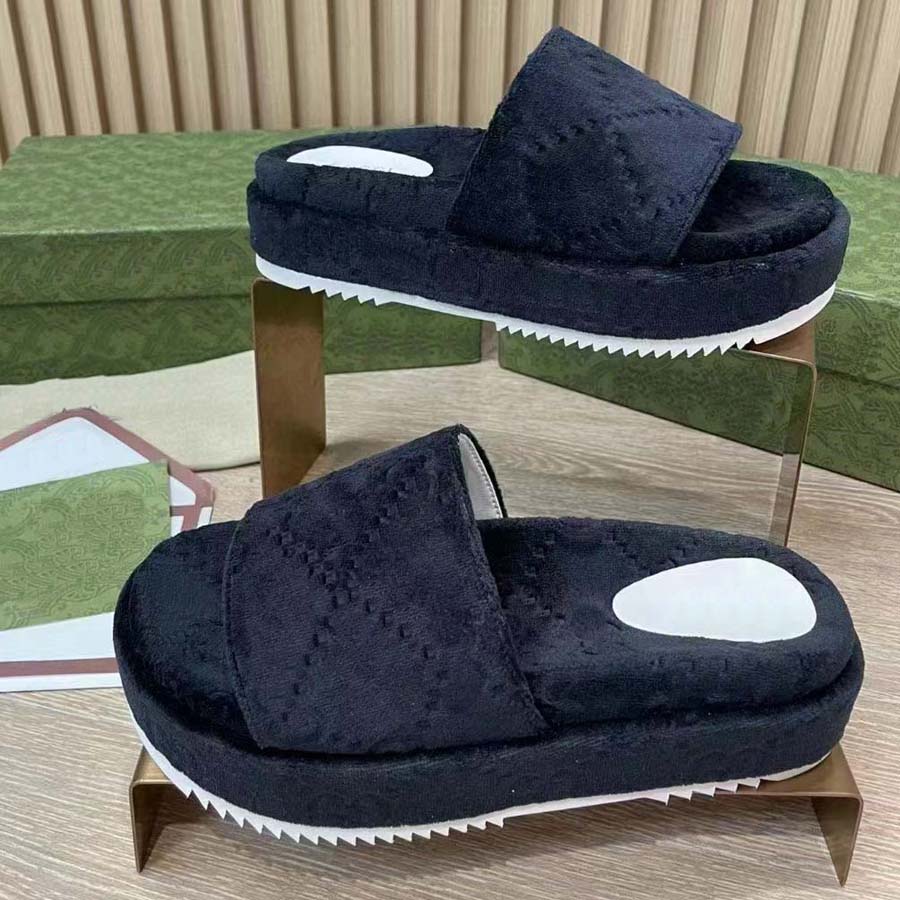 Designer Slippers Sandals Summer Flat Slipper fashion beach men woman Big head Slipper Rainbow letters lightweight ladies rainbows wedge, #0
Designer Slippers Sandals Summer Flat Slipper fashion beach men woman Big head Slipper Rainbow letters lightweight ladies rainbows wedge, #0
