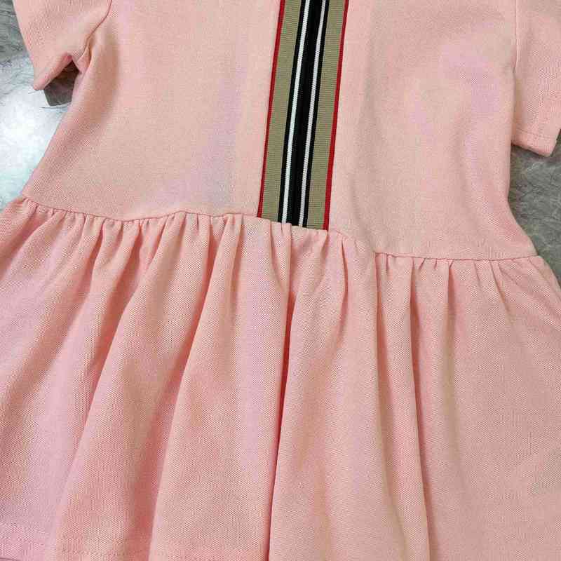 Girls' pink summer short sleeved dress classic stripe design small underwear twopiece highquality skirt children's wear G220810