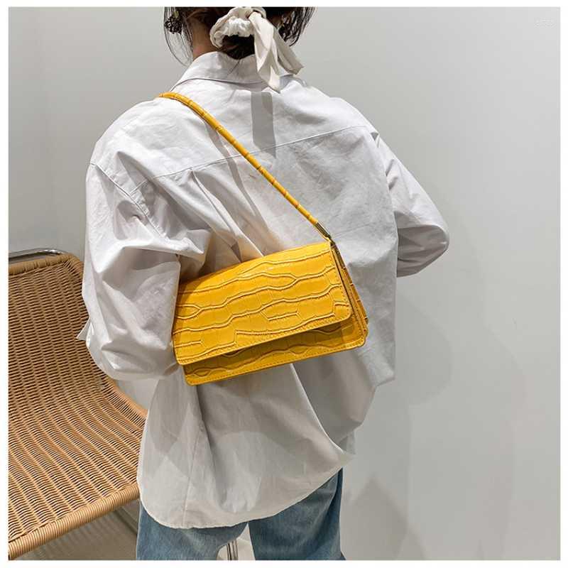 Evening Bags Retro Women Bag French Style Shoulder Purse Leather Classic Crocodile Pattern Underarm Flap Crossbody VintageEvening, White
Evening Bags Retro Women Bag French Style Shoulder Purse Leather Classic Crocodile Pattern Underarm Flap Crossbody VintageEvening, White
