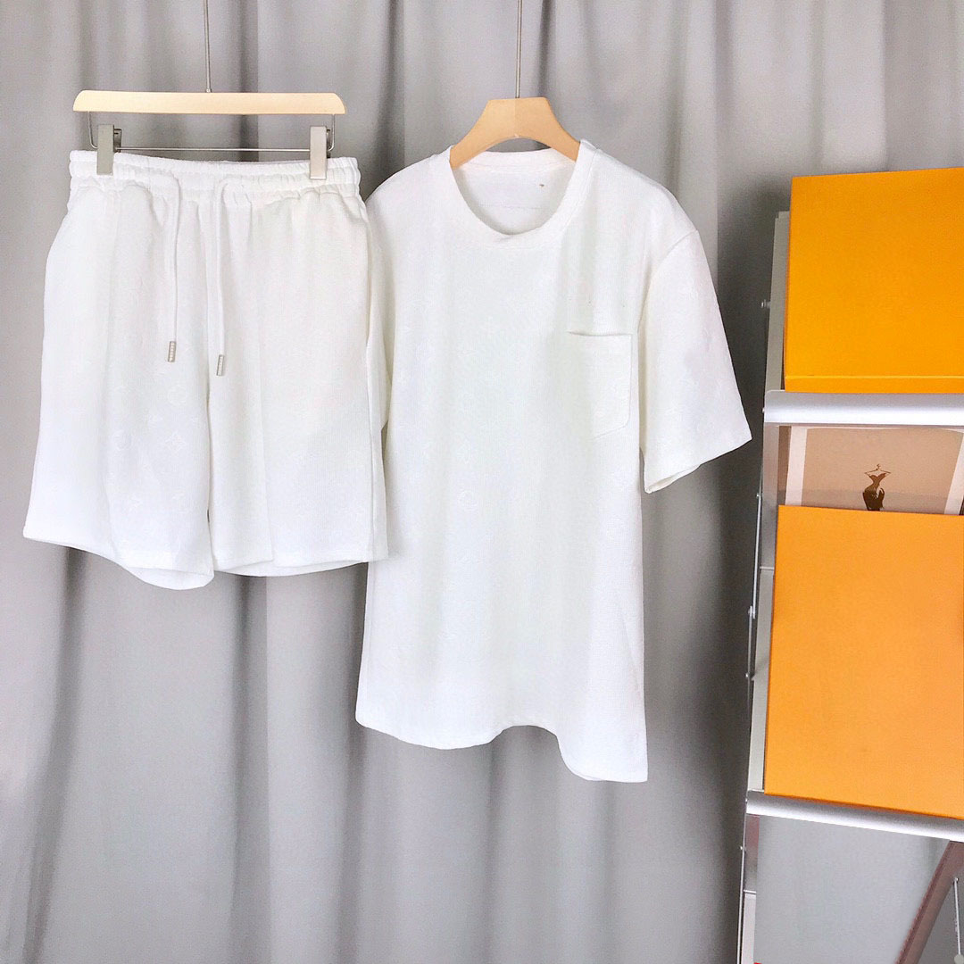 2022ss spring and summer new shirt high grade cotton Sweatshirts printing short pants sleeve round neck panel T-Shirt Size: m-l-xl-xxl-xxxl Color: black white yx107
2022ss spring and summer new shirt high grade cotton Sweatshirts printing short pants sleeve round neck panel T-Shirt Size: m-l-xl-xxl-xxxl Color: black white yx107