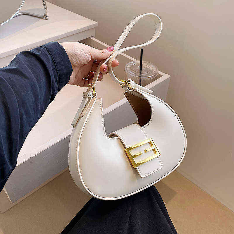 Factory Online Export Designer Tide Brand Ladies Bags Simple and Fashionable Crescent Saddle Women's 2022 Summer Popular New Underarm Single Shoulder Messenger, Blue
Factory Online Export Designer Tide Brand Ladies Bags Simple and Fashionable Crescent Saddle Women's 2022 Summer Popular New Underarm Single Shoulder Messenger, Blue