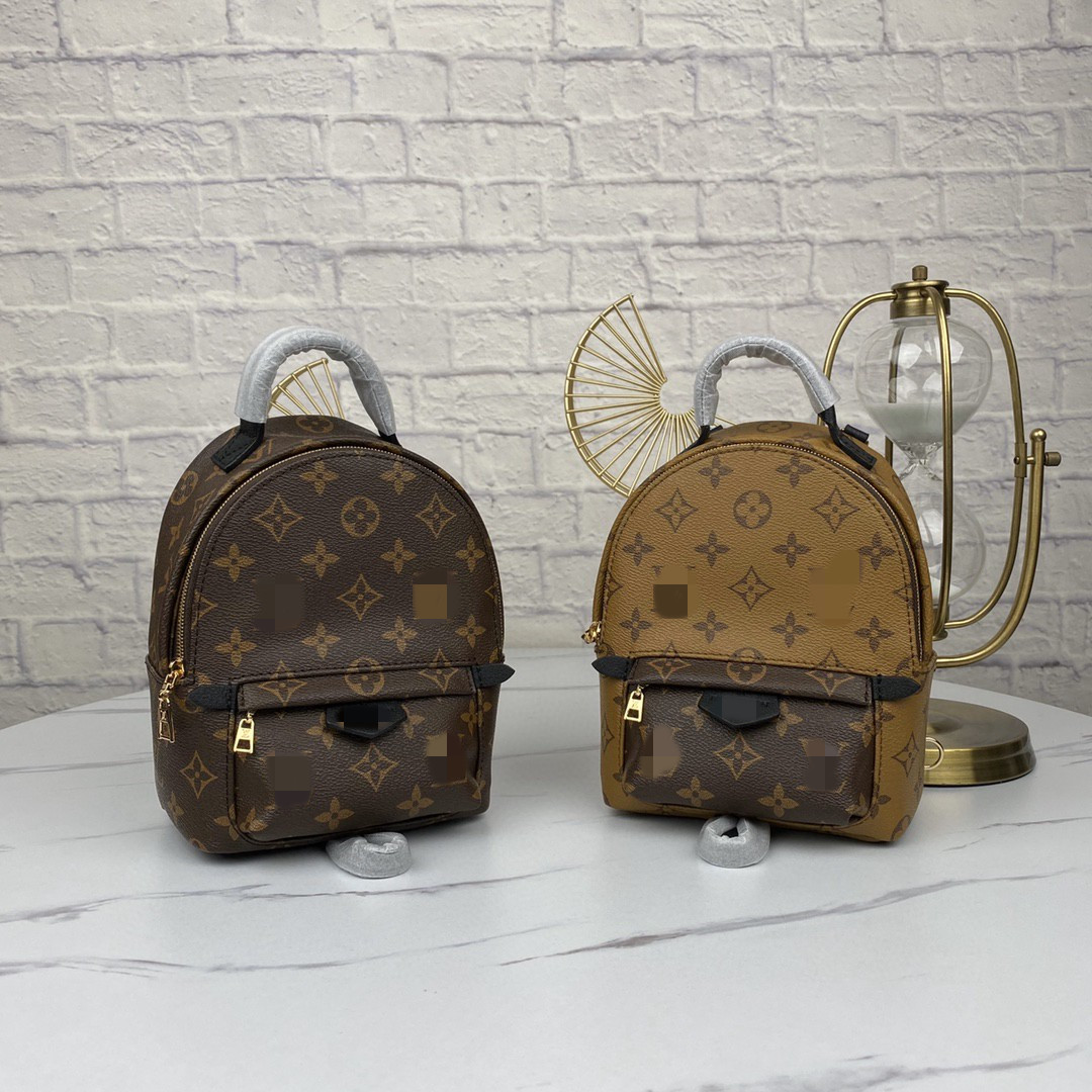 GGs LVs louiseity viutonity LOUISS VUTTONS Palm Springs Women Mini Backpack Luxury Designers Bag Ladies Small School Bags Fashion Mobile Phone Purse, With dustbag and logo
GGs LVs louiseity viutonity LOUISS VUTTONS Palm Springs Women Mini Backpack Luxury Designers Bag Ladies Small School Bags Fashion Mobile Phone Purse, With dustbag and logo