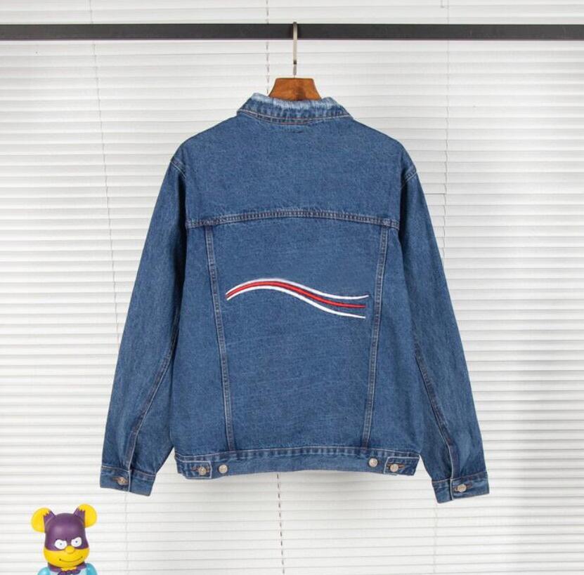 Sea Wave Mens Denim Jackets Fashion Letters Embroidery Jacket Coats Men Women Couple Stylist Streetwear M-XXL, Blue
Sea Wave Mens Denim Jackets Fashion Letters Embroidery Jacket Coats Men Women Couple Stylist Streetwear M-XXL, Blue
