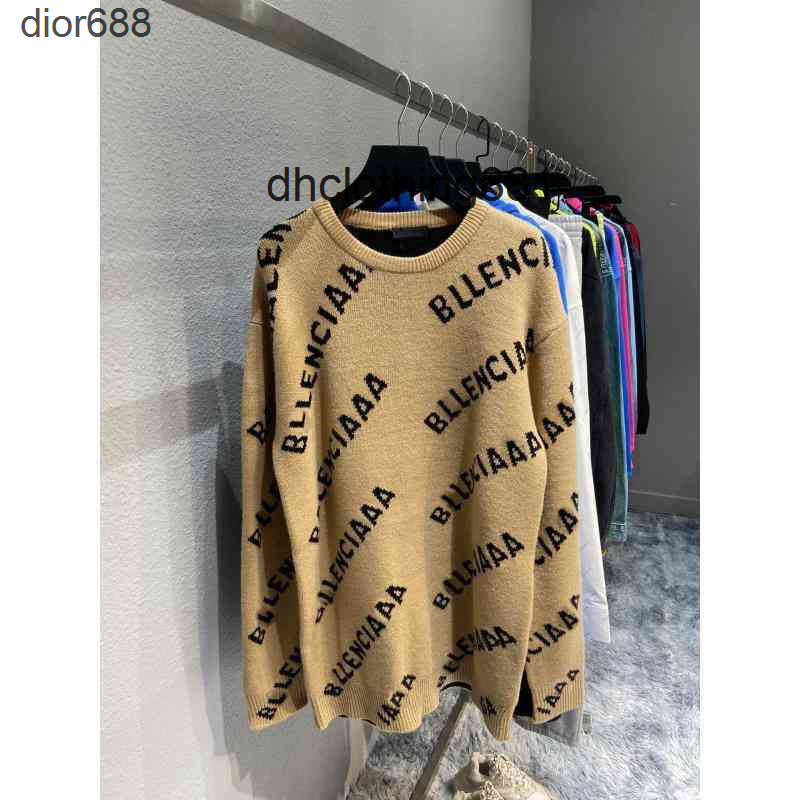 Designer Men's Sweaters Balencaigass Men's 2022 Hoodies Autumn Paris b Oblique Letter Bullet Screen Couple Knitted Sweater, Yellow
Designer Men's Sweaters Balencaigass Men's 2022 Hoodies Autumn Paris b Oblique Letter Bullet Screen Couple Knitted Sweater, Yellow