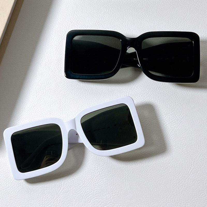 designer sunglasses B4312 mens square frame temples golden big letters fashion simple Womens eyeglasses 4312 top quality UV protection designer glasses
designer sunglasses B4312 mens square frame temples golden big letters fashion simple Womens eyeglasses 4312 top quality UV protection designer glasses