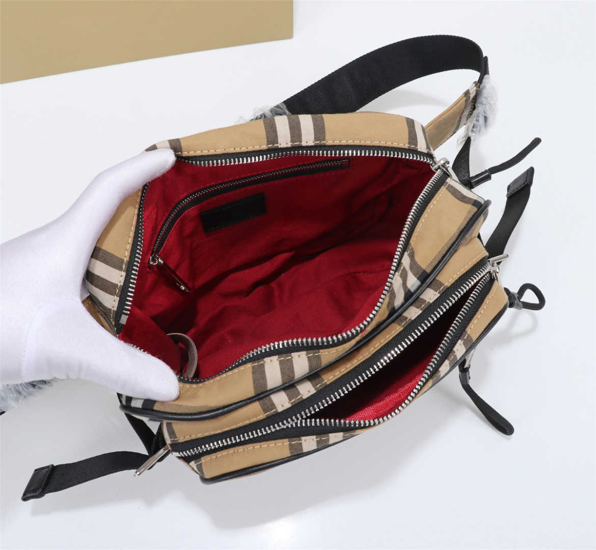 Waist Cellphone pouch Case bag designer handbag Purses Womens Men Belt Women Pocket Bags Fashion Tote, Beige
Waist Cellphone pouch Case bag designer handbag Purses Womens Men Belt Women Pocket Bags Fashion Tote, Beige