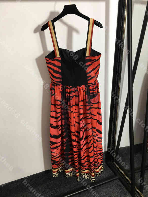 designer women slim dress tiger print sexy strapless slip dress cotton short sleeve vest skirt Plus Size SL 5A logo d..g female Apparel album a1
designer women slim dress tiger print sexy strapless slip dress cotton short sleeve vest skirt Plus Size SL 5A logo d..g female Apparel album a1