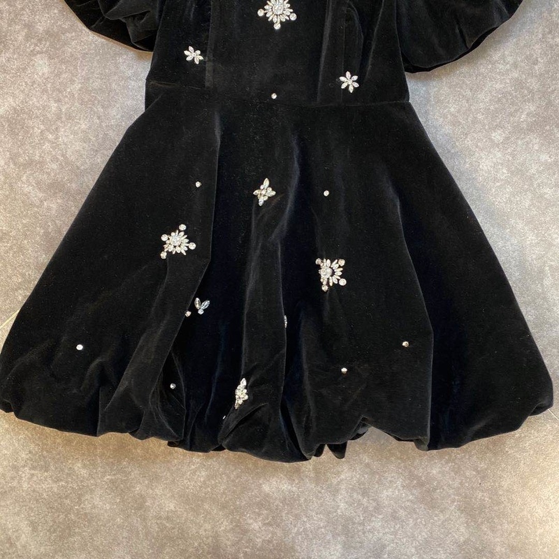 DEAT Black Summer Short Puff Sleeve Square Collar Beadings Diamonds Decoration High Waist Velvet Mini Dress Women MK540 220406