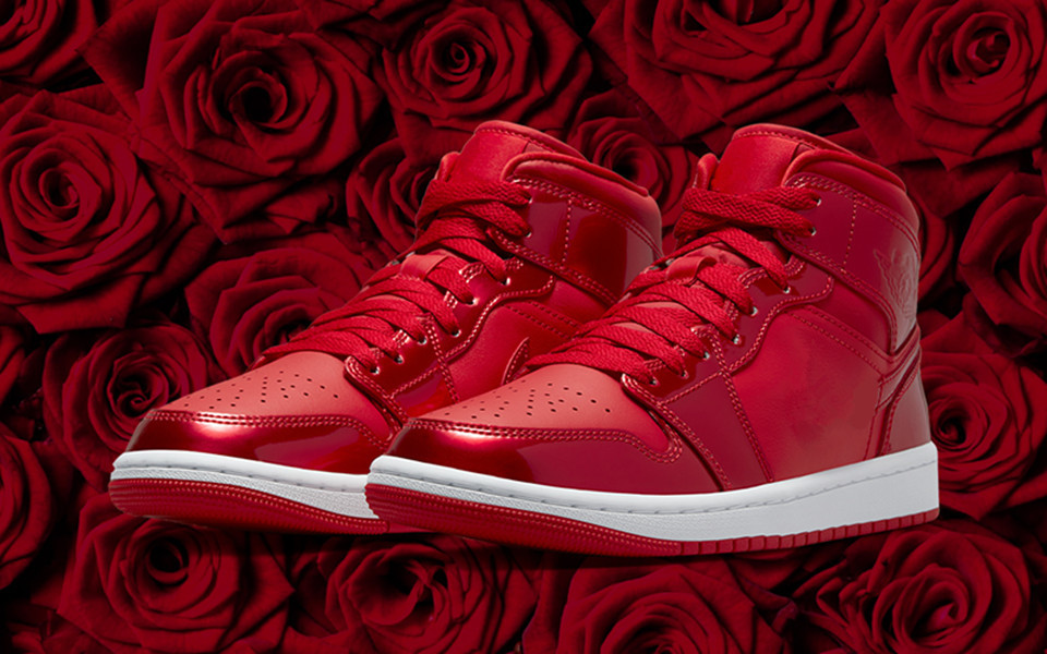 Shoes Designer Jumpman 1 Mid Red Pomegranate OG Basketball Designer Sports Sneakers Original
Shoes Designer Jumpman 1 Mid Red Pomegranate OG Basketball Designer Sports Sneakers Original