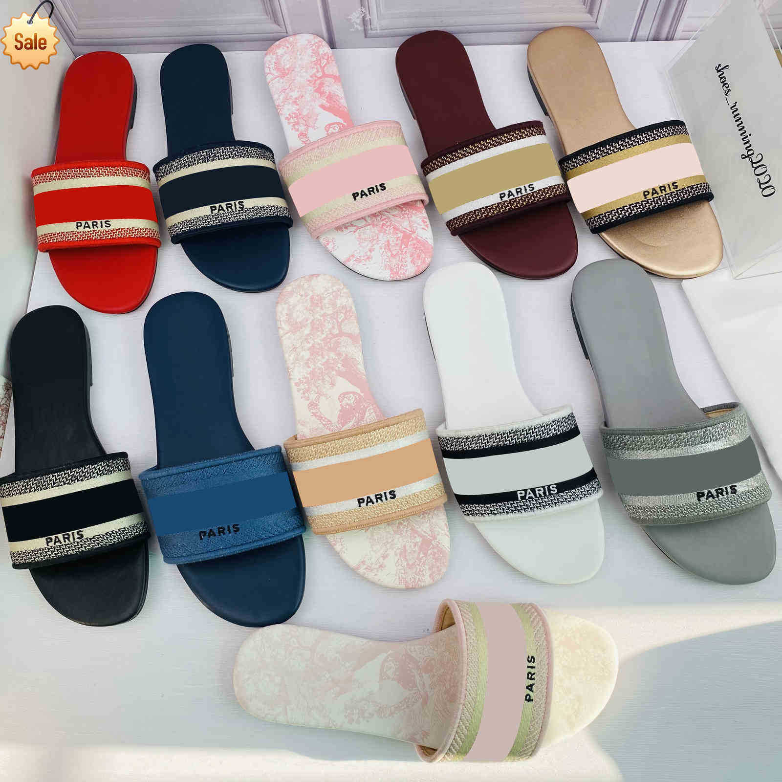 Famous Designer Woman Slippers Designer Embroidered Sandals a Variety of Brands Summer Flat Outdoor Beach Women Colorful Letters with Box 27, Colour 1
Famous Designer Woman Slippers Designer Embroidered Sandals a Variety of Brands Summer Flat Outdoor Beach Women Colorful Letters with Box 27, Colour 1