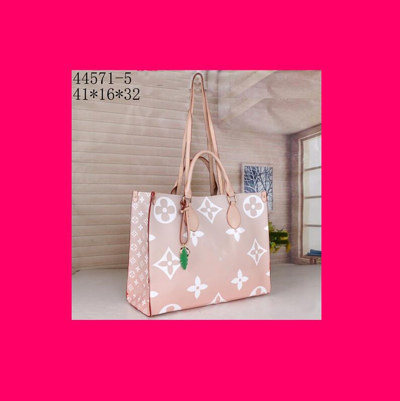 Women Onthego Handbags Totes Bag Ladies Casual Tote PVC Leather Shoulder Bags Female Big handbag 2022, Pink embossing
Women Onthego Handbags Totes Bag Ladies Casual Tote PVC Leather Shoulder Bags Female Big handbag 2022, Pink embossing