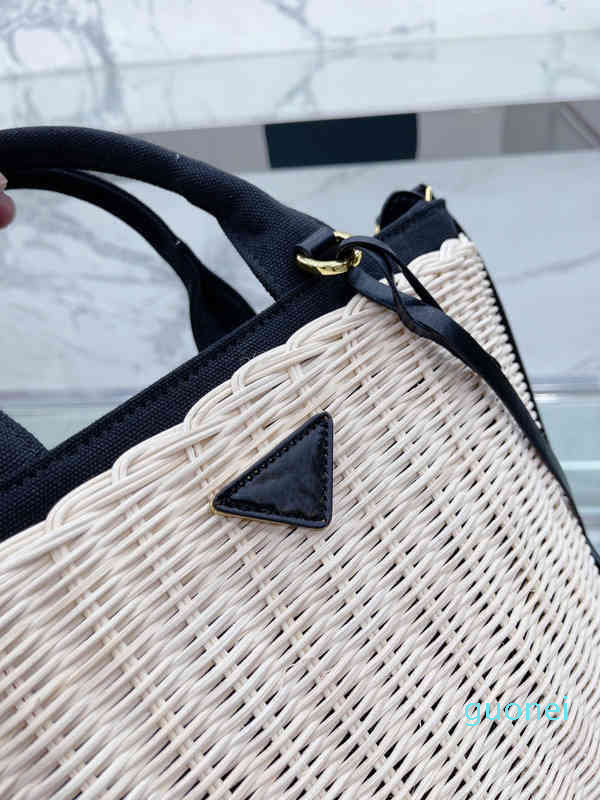 Straw Shoulder Bags Ladies Luxury Handbags Rattan Grass Cross Fashion Women Beach Travel Basket Brand Designer 2022, White
Straw Shoulder Bags Ladies Luxury Handbags Rattan Grass Cross Fashion Women Beach Travel Basket Brand Designer 2022, White