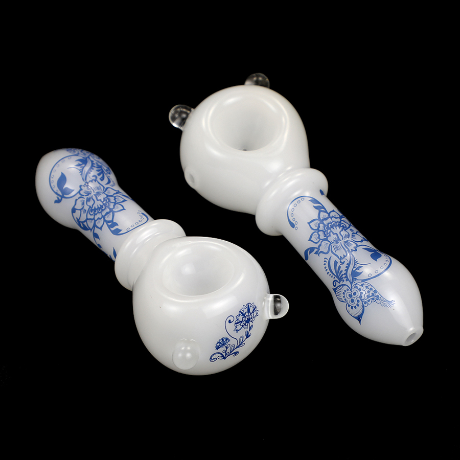 blue and white porcelain small glass smoke pipe thick glass bong easy to take
blue and white porcelain small glass smoke pipe thick glass bong easy to take