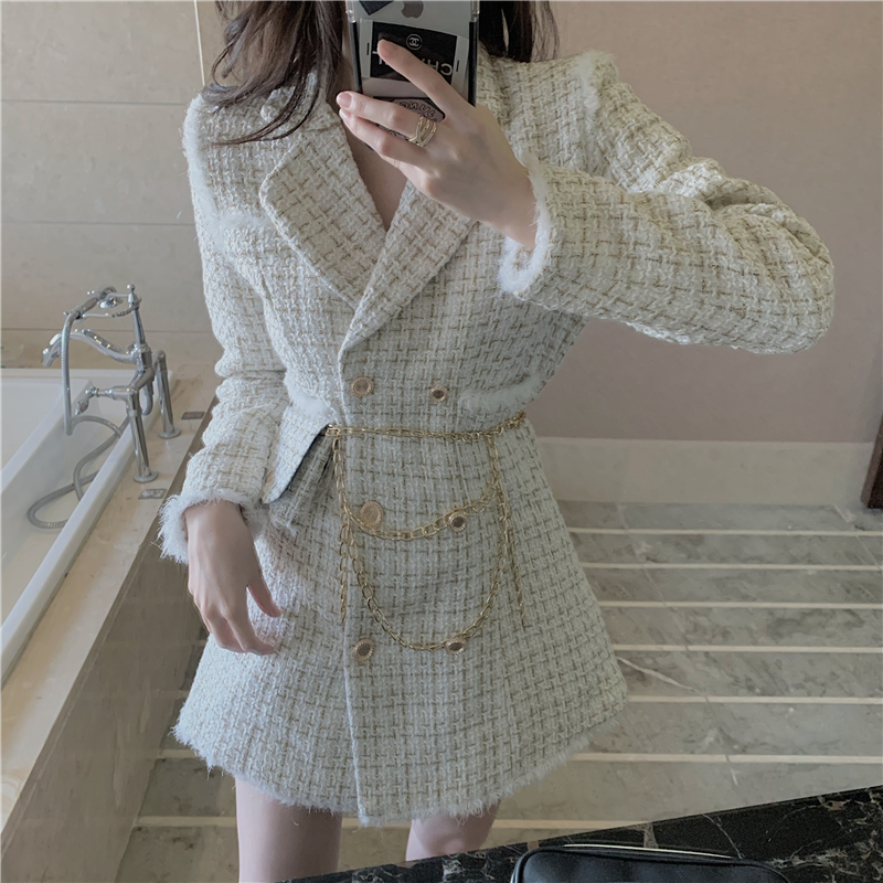 2022 Autumn Spring Women Retro Tweed Spliced Short Coats Suit Plaid Coat Women Slim Double-breasted Jacket with Waist Bag, White
2022 Autumn Spring Women Retro Tweed Spliced Short Coats Suit Plaid Coat Women Slim Double-breasted Jacket with Waist Bag, White