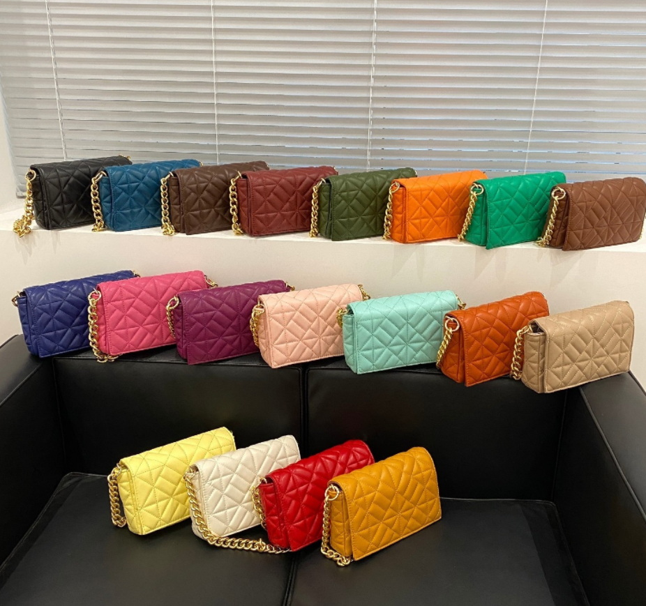 19Colour Luxury handbags women Messenger bags designer Female Totes small bolsas Ladies crossbody chain bag Diamond lattice Shoulder Bag, Size 21x11x5cm
19Colour Luxury handbags women Messenger bags designer Female Totes small bolsas Ladies crossbody chain bag Diamond lattice Shoulder Bag, Size 21x11x5cm